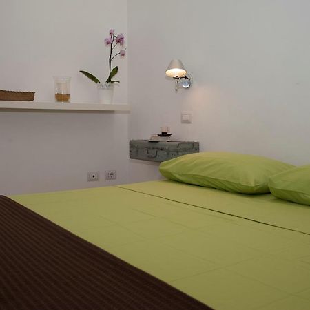 Center 2 Rooms B&B โรม ภายนอก รูปภาพ
