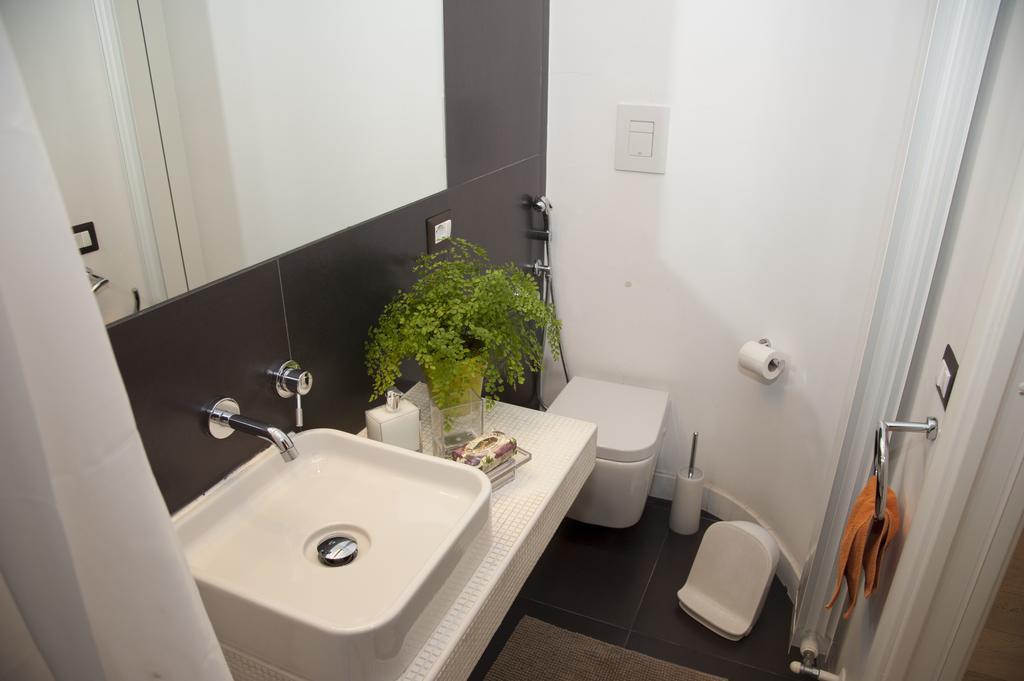 Center 2 Rooms B&B โรม ภายนอก รูปภาพ