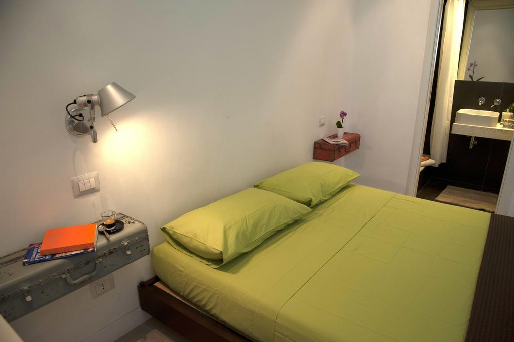 Center 2 Rooms B&B โรม ภายนอก รูปภาพ