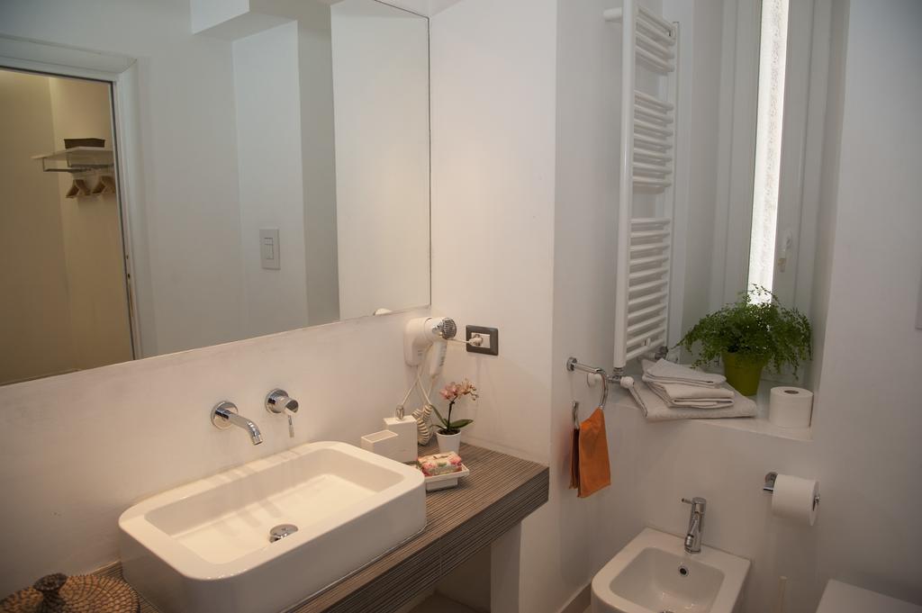 Center 2 Rooms B&B โรม ภายนอก รูปภาพ