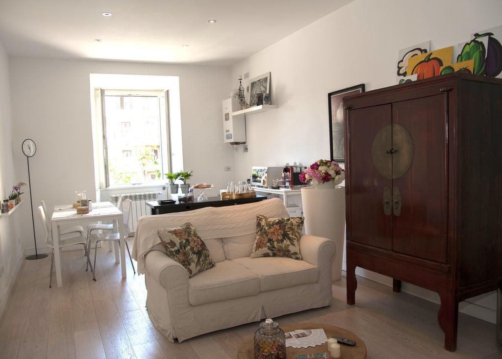 Center 2 Rooms B&B โรม ภายนอก รูปภาพ